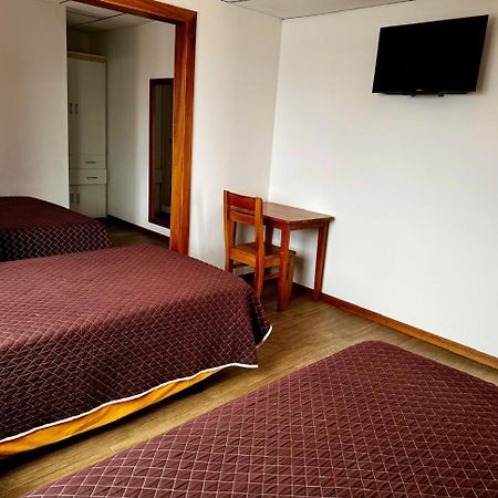 Hostal Muyuyo Puerto Ayora  Eksteriør billede