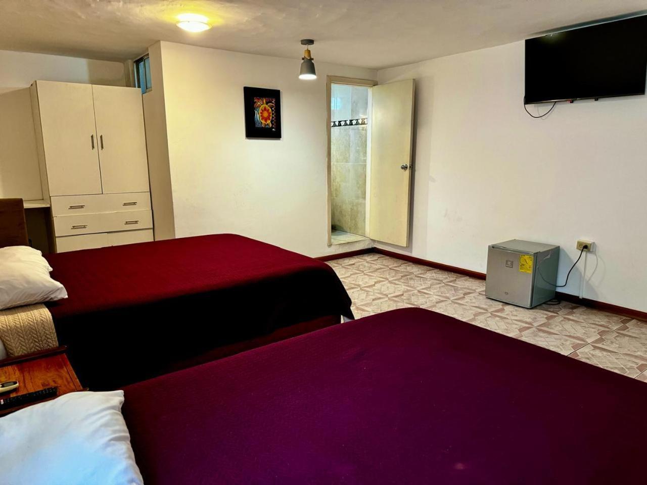 Hostal Muyuyo Puerto Ayora  Eksteriør billede