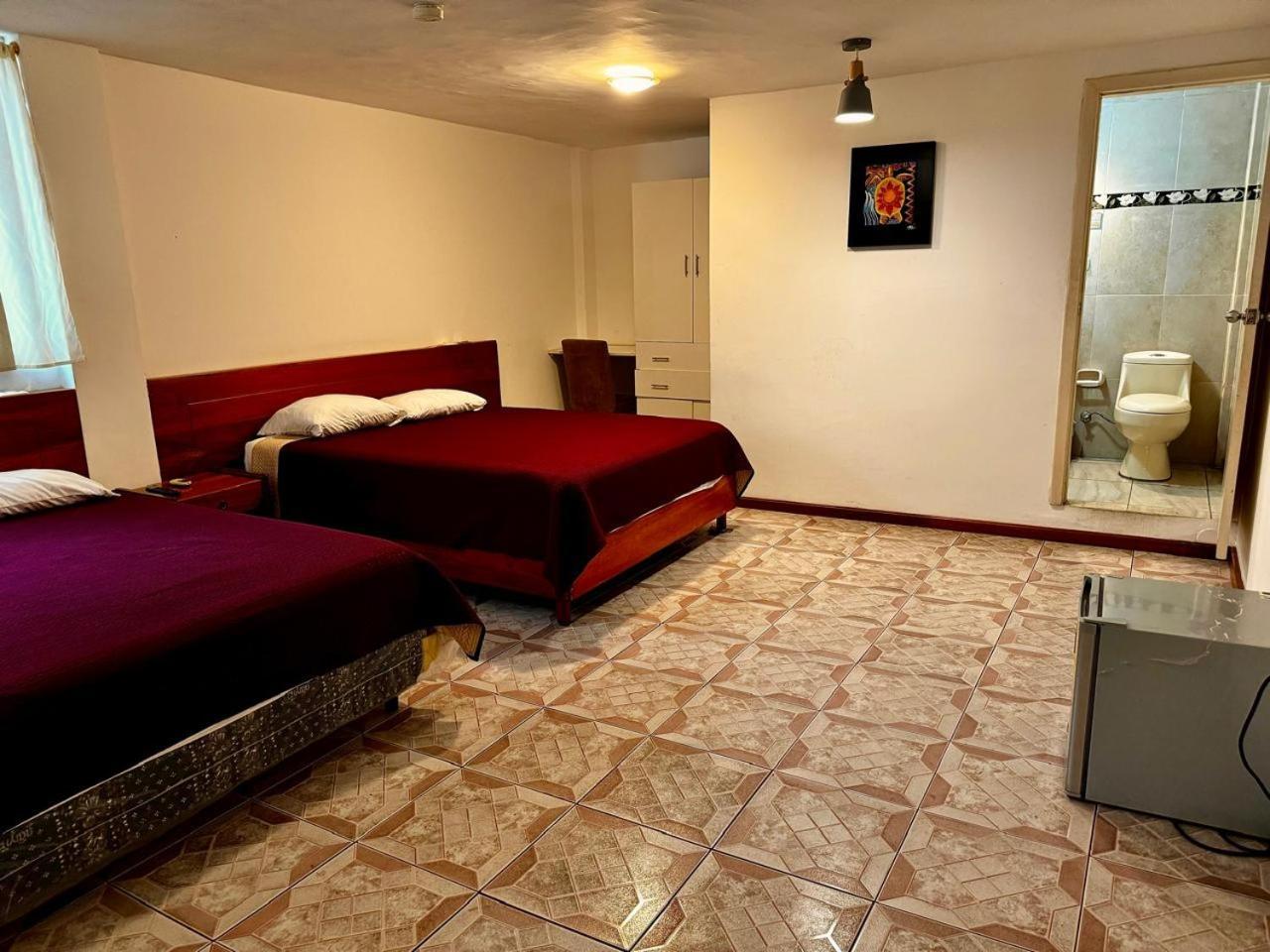 Hostal Muyuyo Puerto Ayora  Eksteriør billede