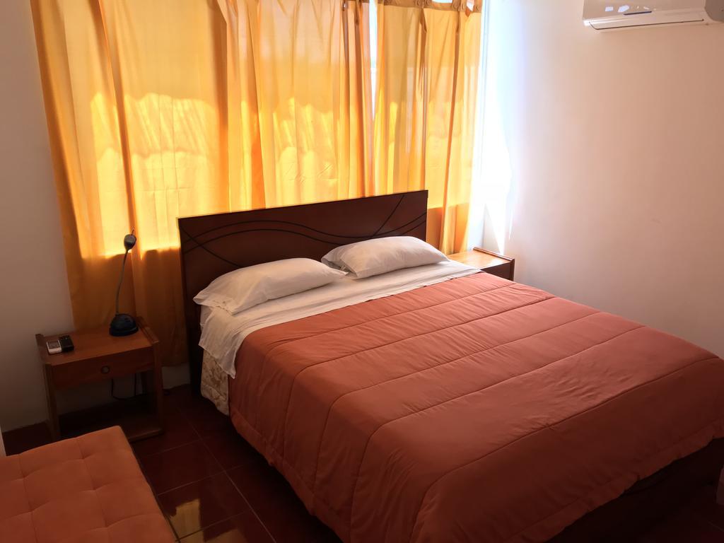 Hostal Muyuyo Puerto Ayora  Eksteriør billede