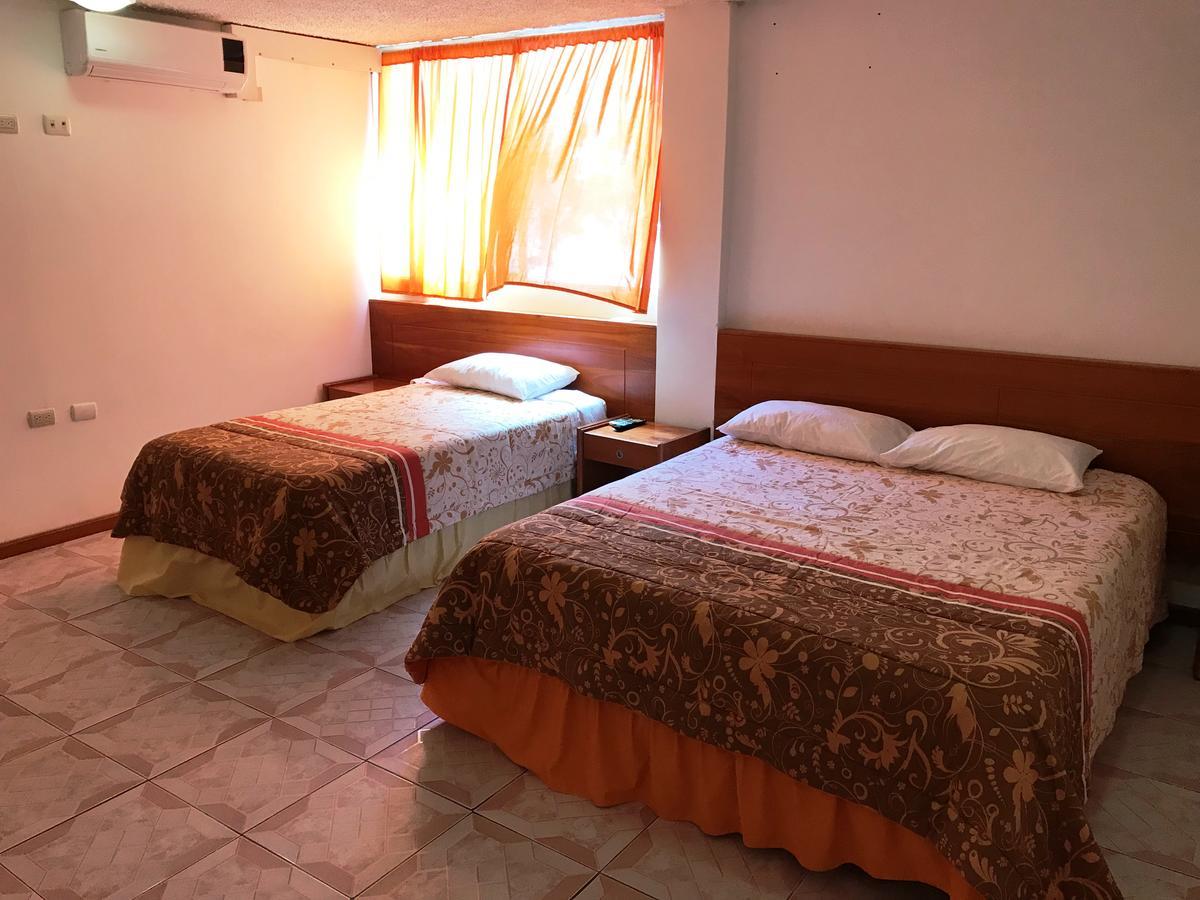 Hostal Muyuyo Puerto Ayora  Eksteriør billede